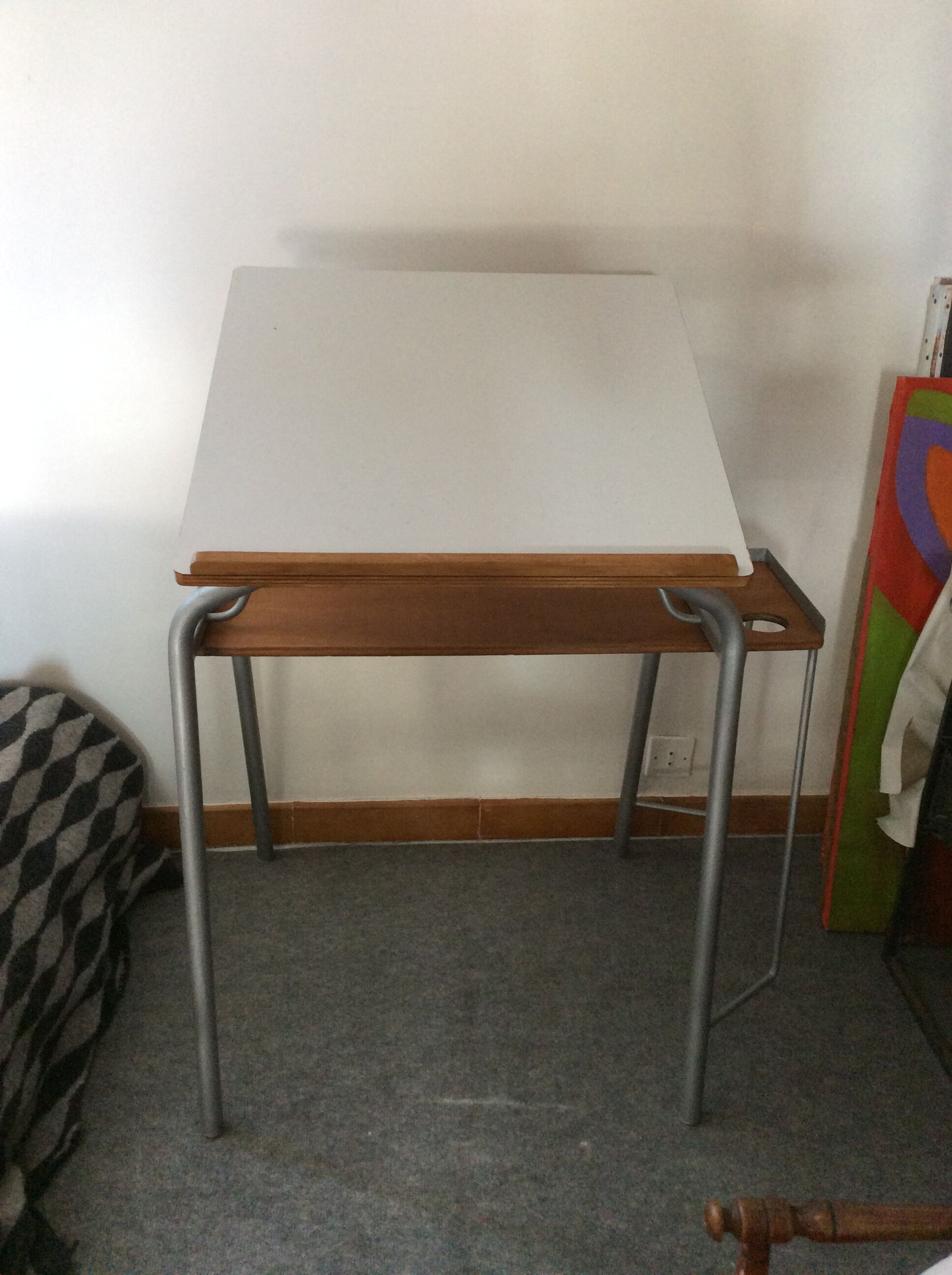 Bureau table a dessin