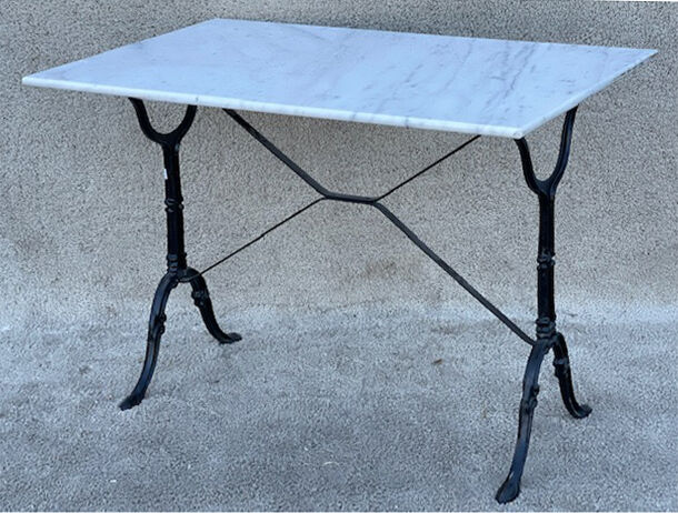 Table de bistrot