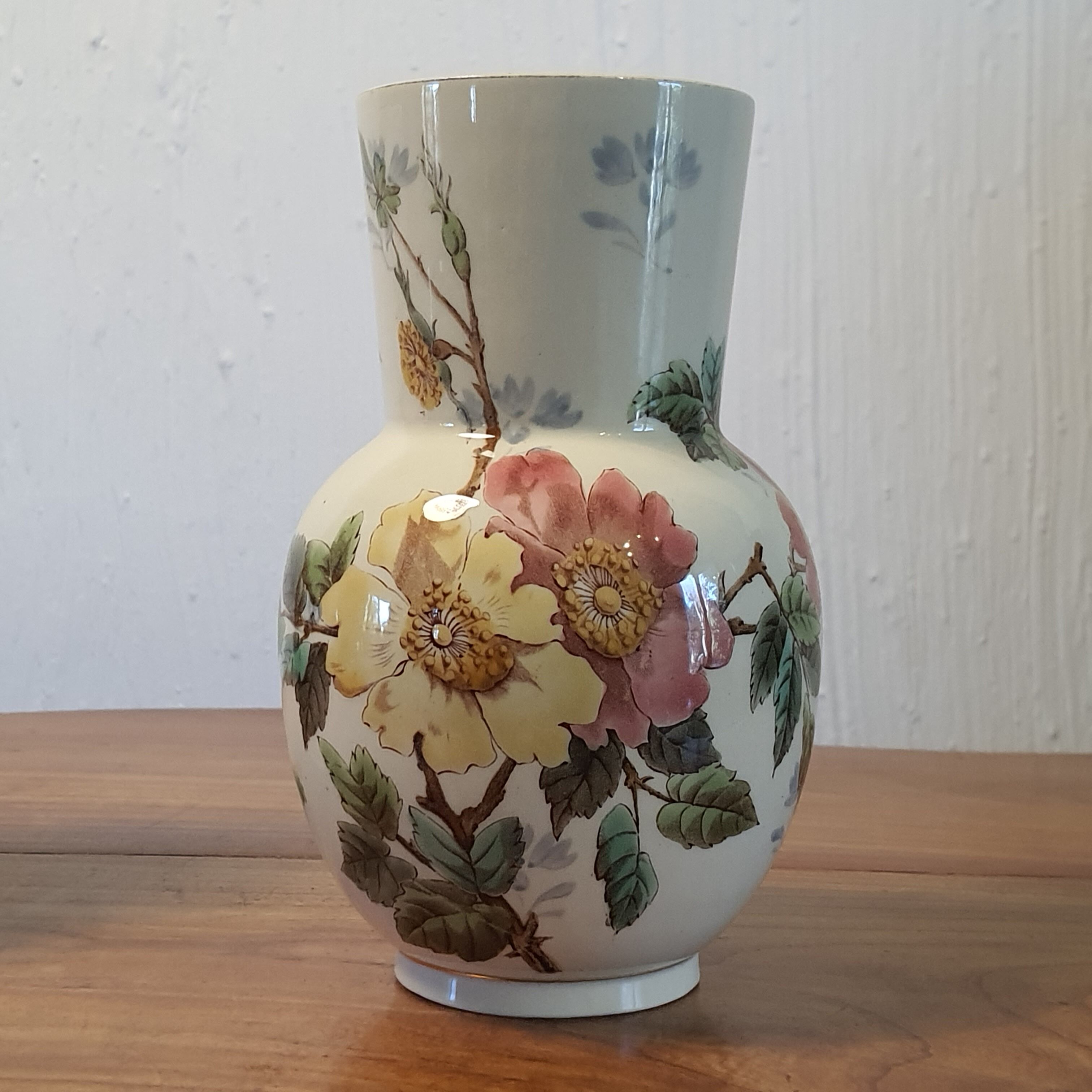 Pair of vases from the 1930s