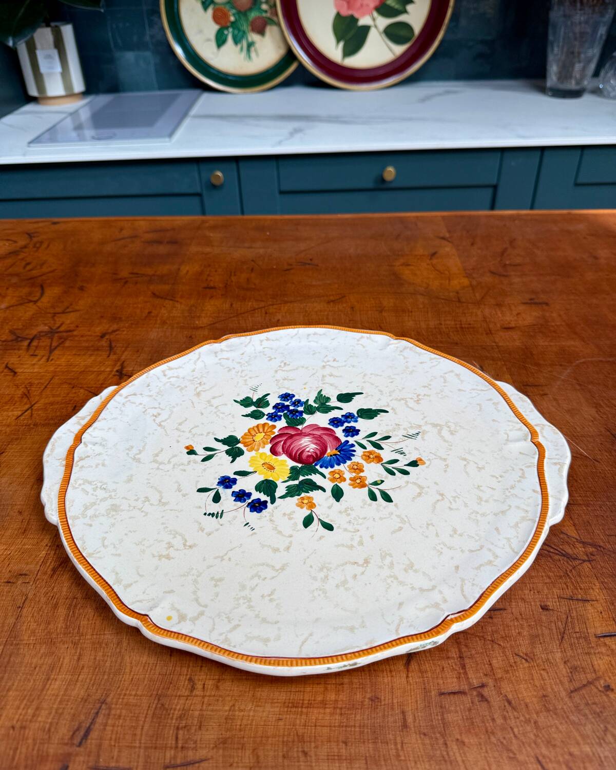 Longchamp pie dish, Mistral decor