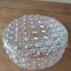 Globe de plafonnier en verre décor en relief
