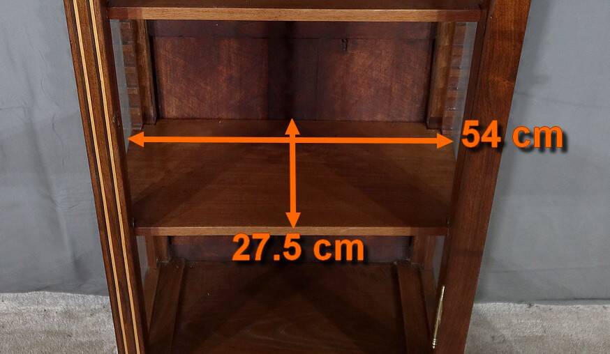 Small Showcase in Marquetry on all sides, Louis XVI style – 1920