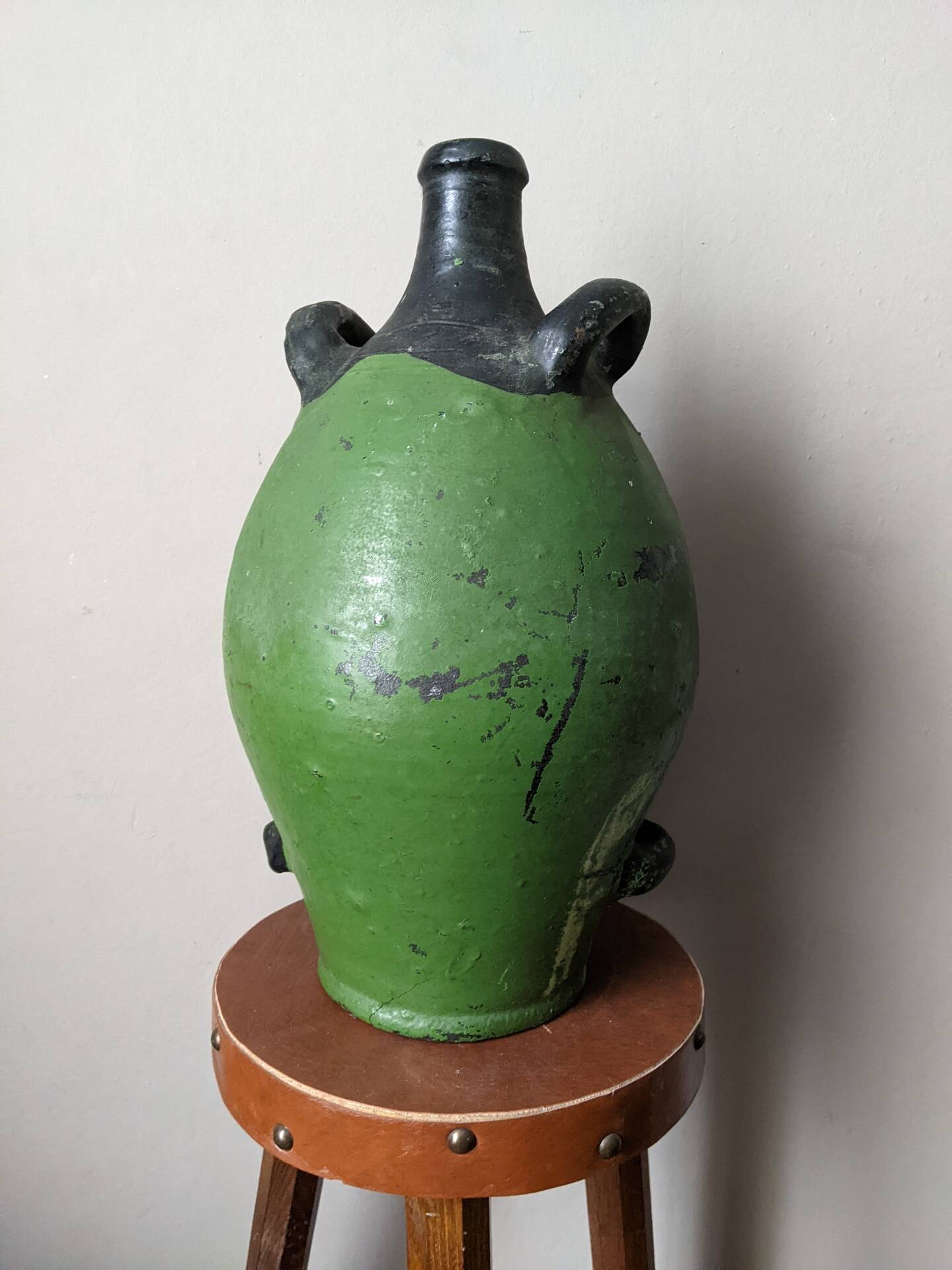Jarre en terre cuite poterie traditionnelle provençale