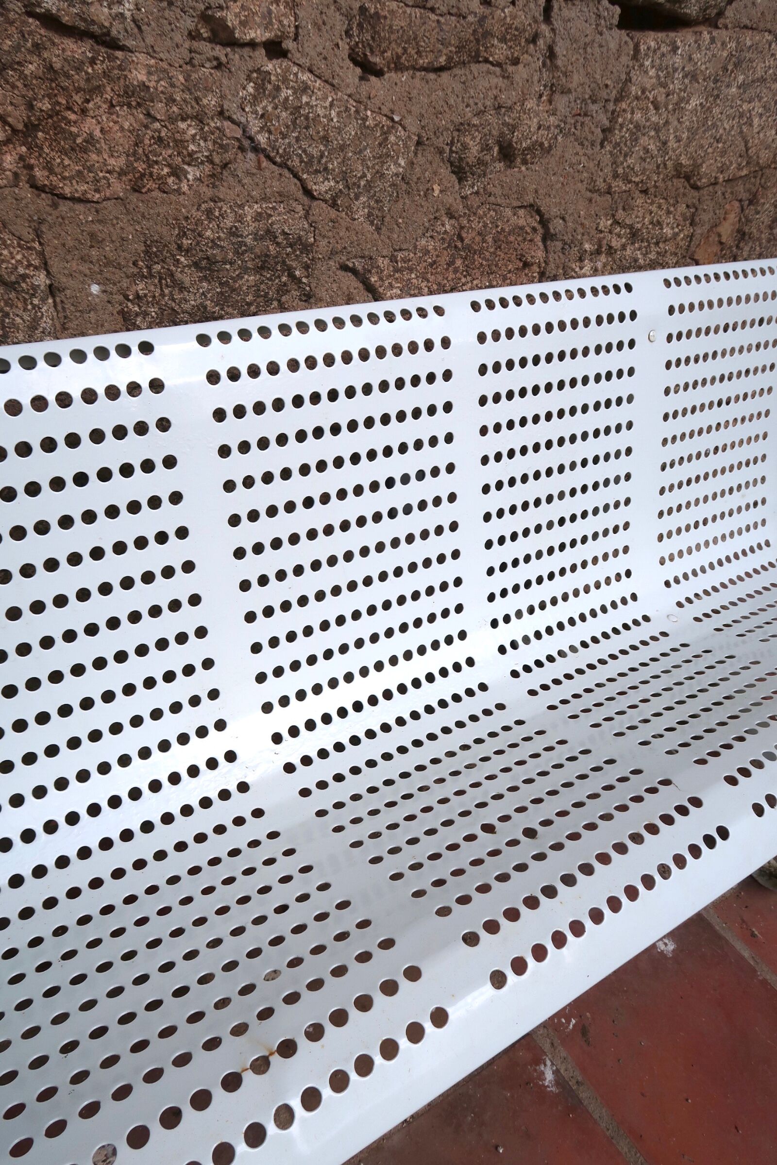 Metal garden bench