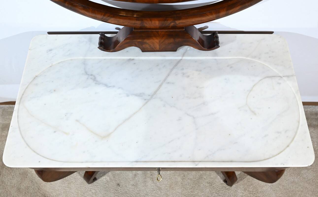 Burl Mahogany Dressing Table, Restoration Period – Early 19th Century