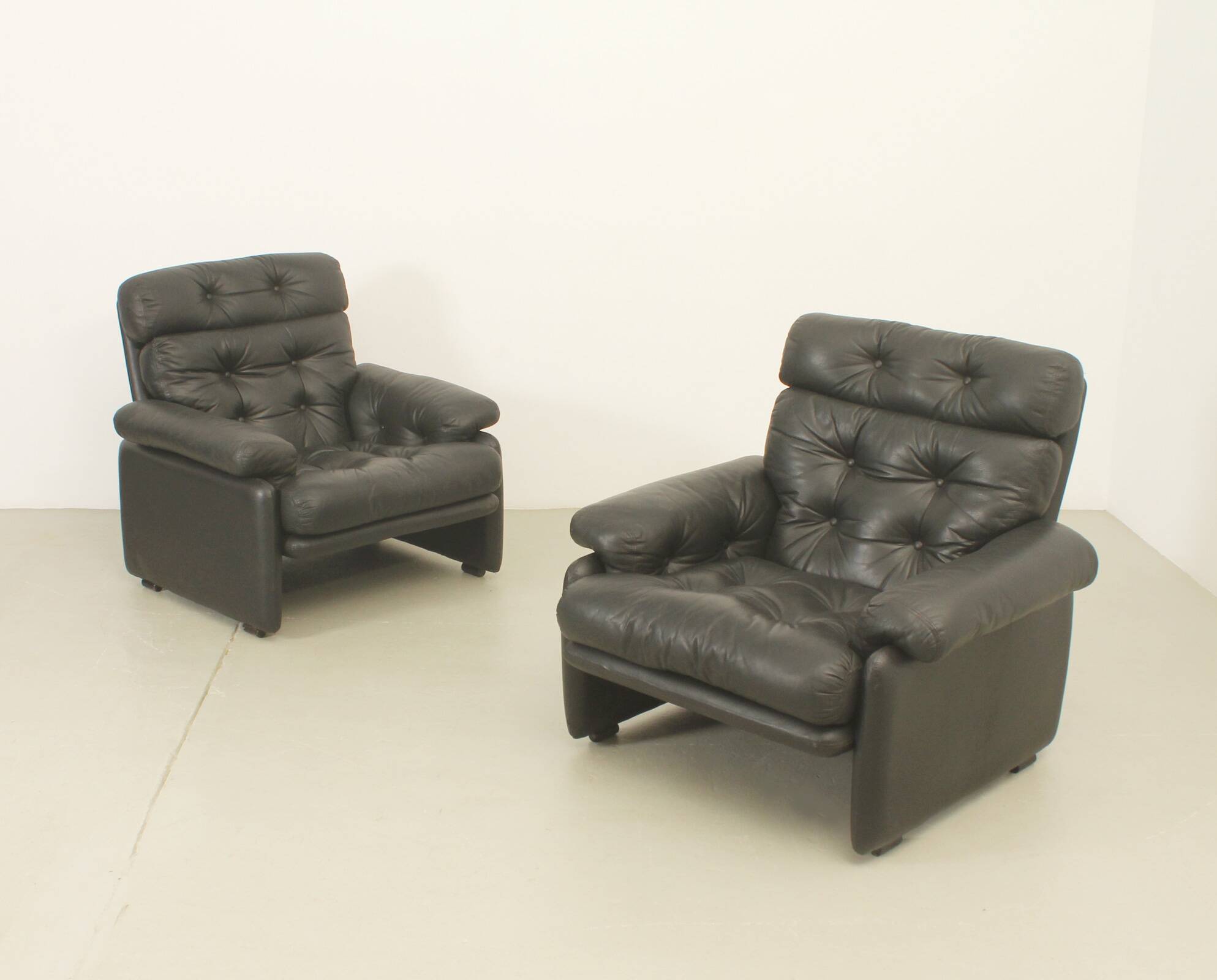 Pair of Coronado armchairs by Tobia Scarpa for B & B, Italy, 1966.