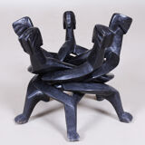 Table pliante art déco sculptée dans une pièce de bois d’ébène, années 1930, Afrique