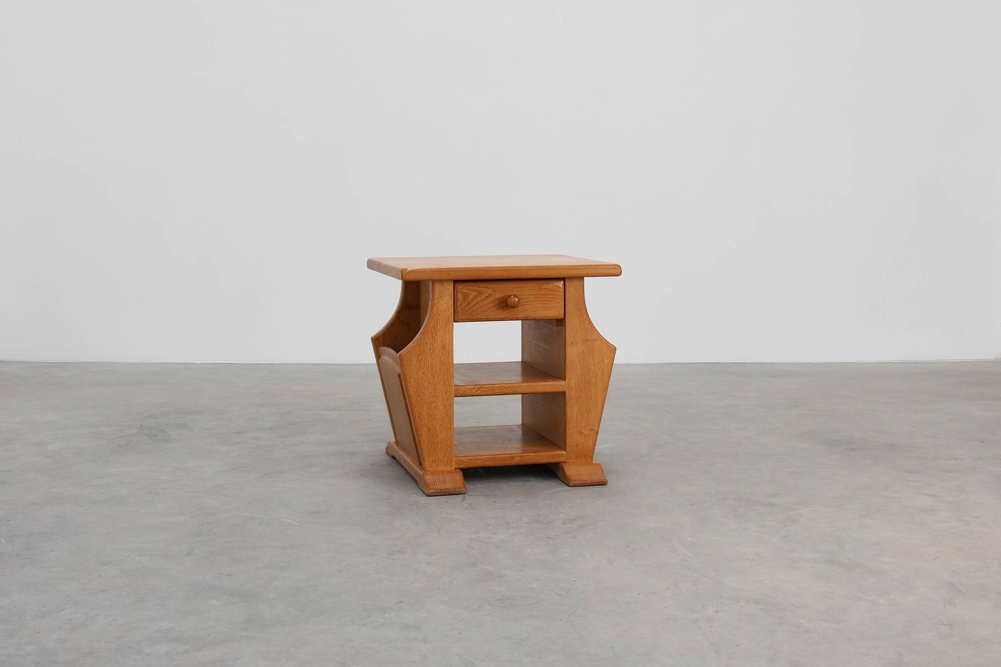 Mid-Century Blonde Oak Side Table, France 1980s