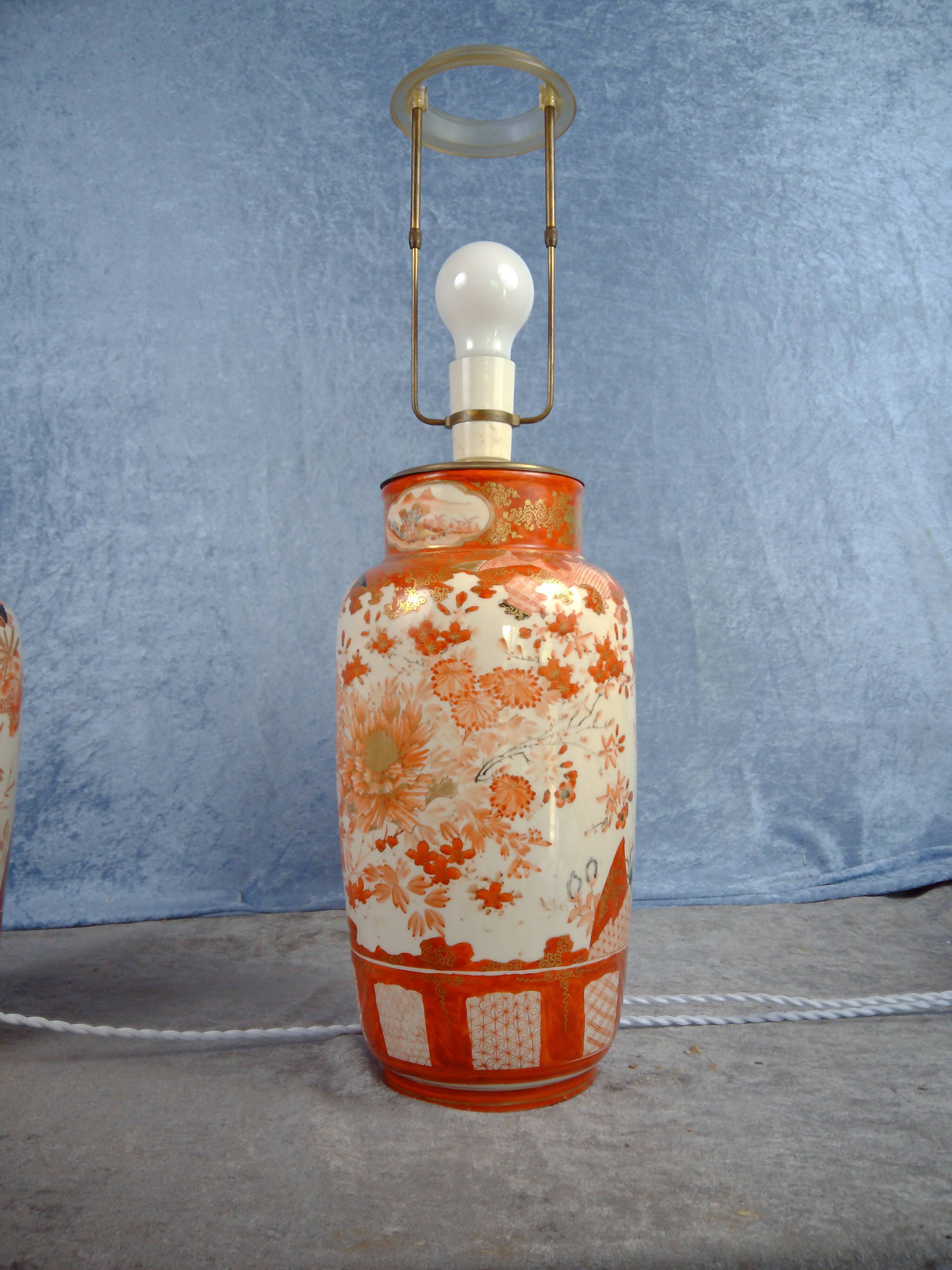 Japanese Kutani tablelamps made from porcelain vases from Meiji period (1868-1912). A pair.