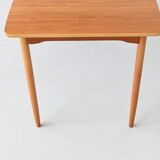 Hans Wegner drop-leaf dining table in beach and teak Denmark 1950