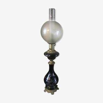 Kerosene style lamp