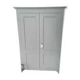 Linen cabinet