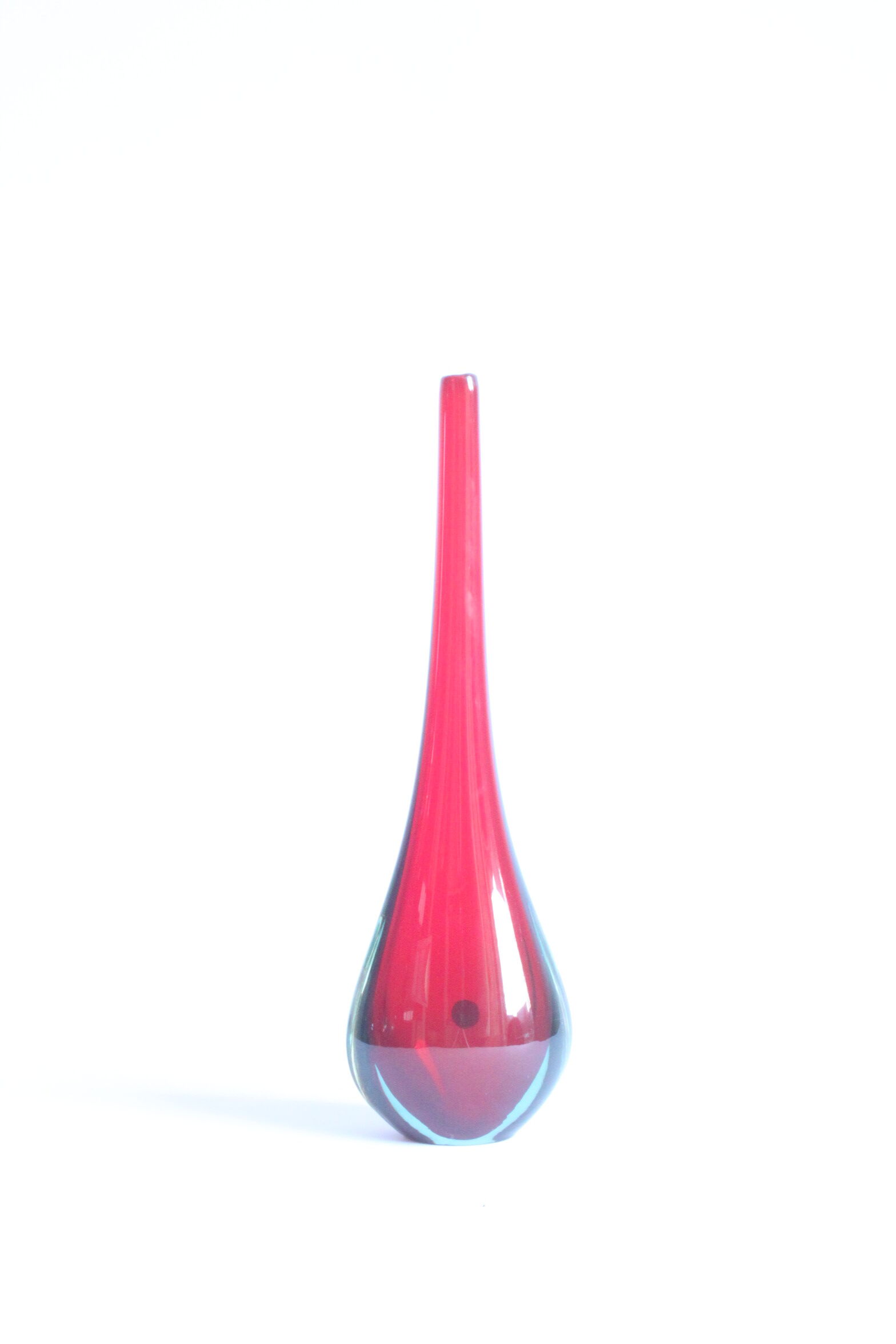Sommerso drop vase in red and blue, Murano 1950s.