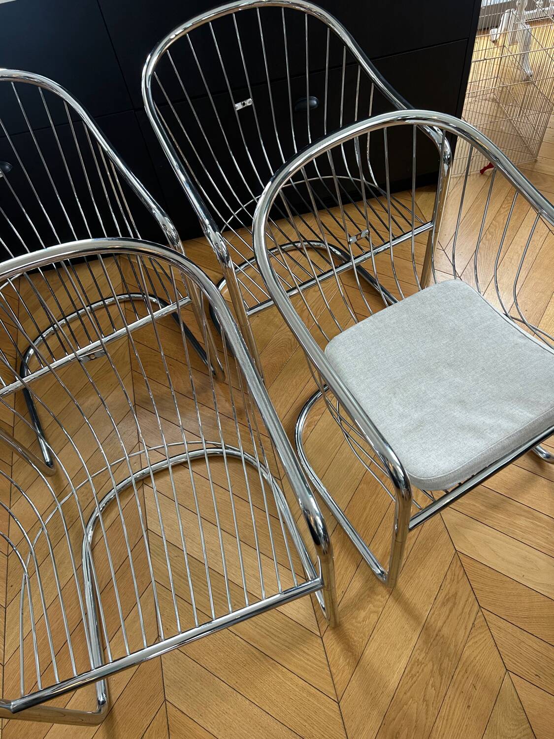 Set of 6 vintage Italian design chairs in chrome – 1970s – Gas style