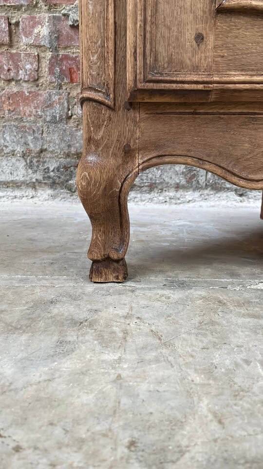Bleached Oak Corner Display Cabinet – French 2-Piece Cabinet