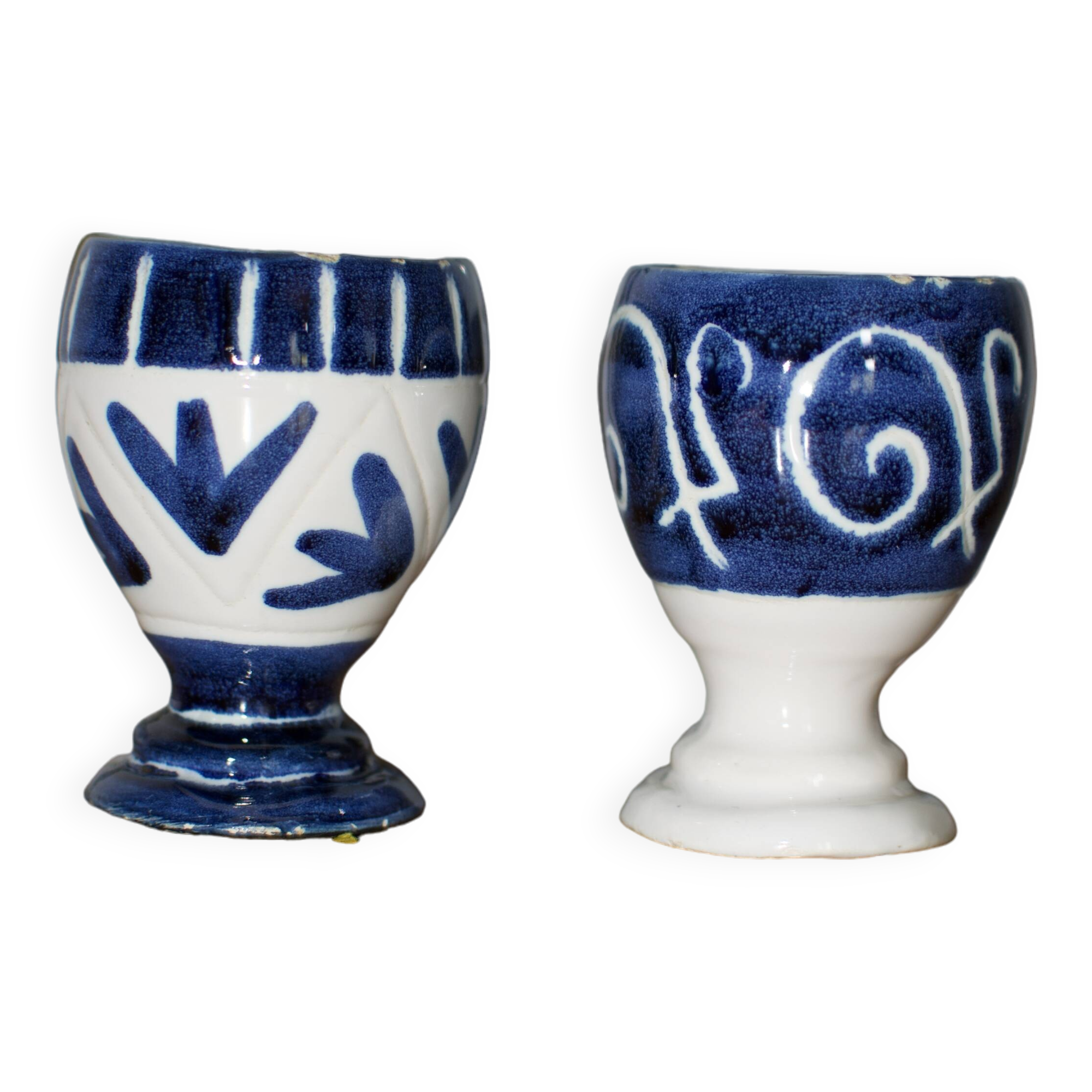 2 vintage Italian ceramic egg cups