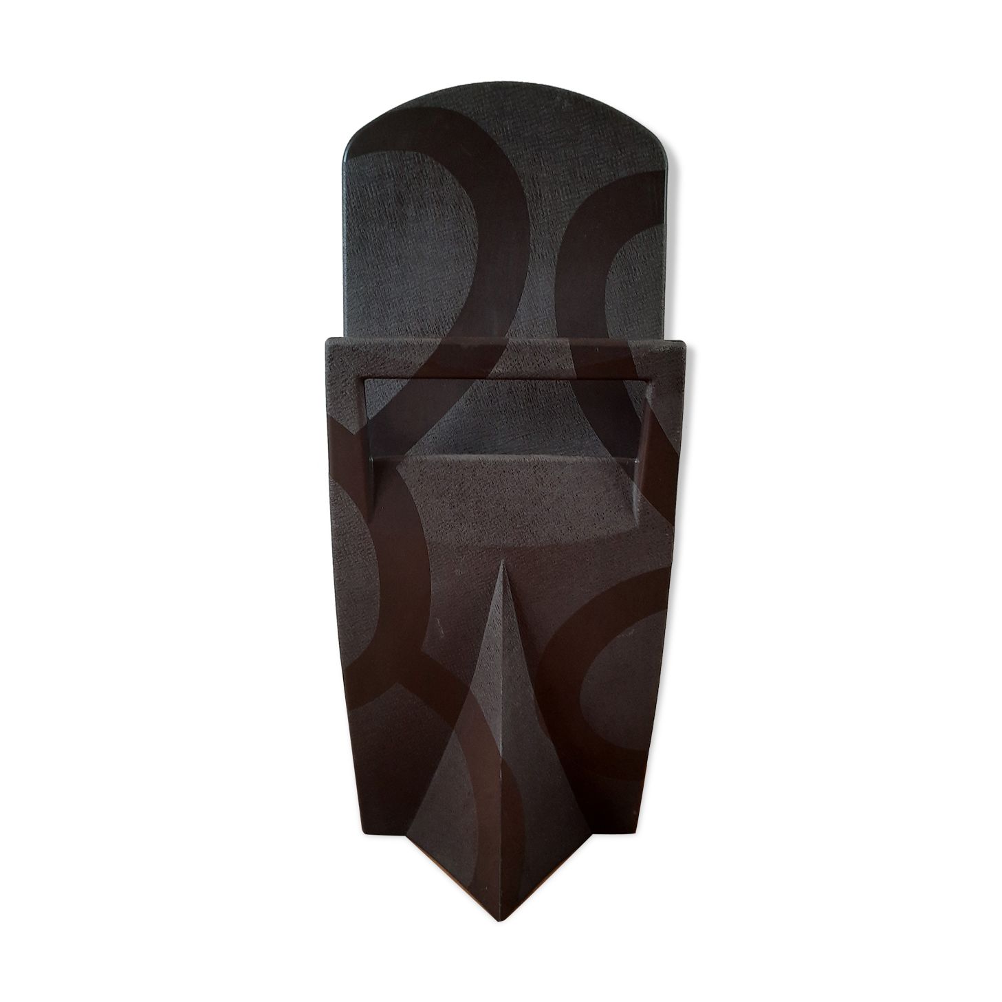 Room valet by Carlotta Terragni