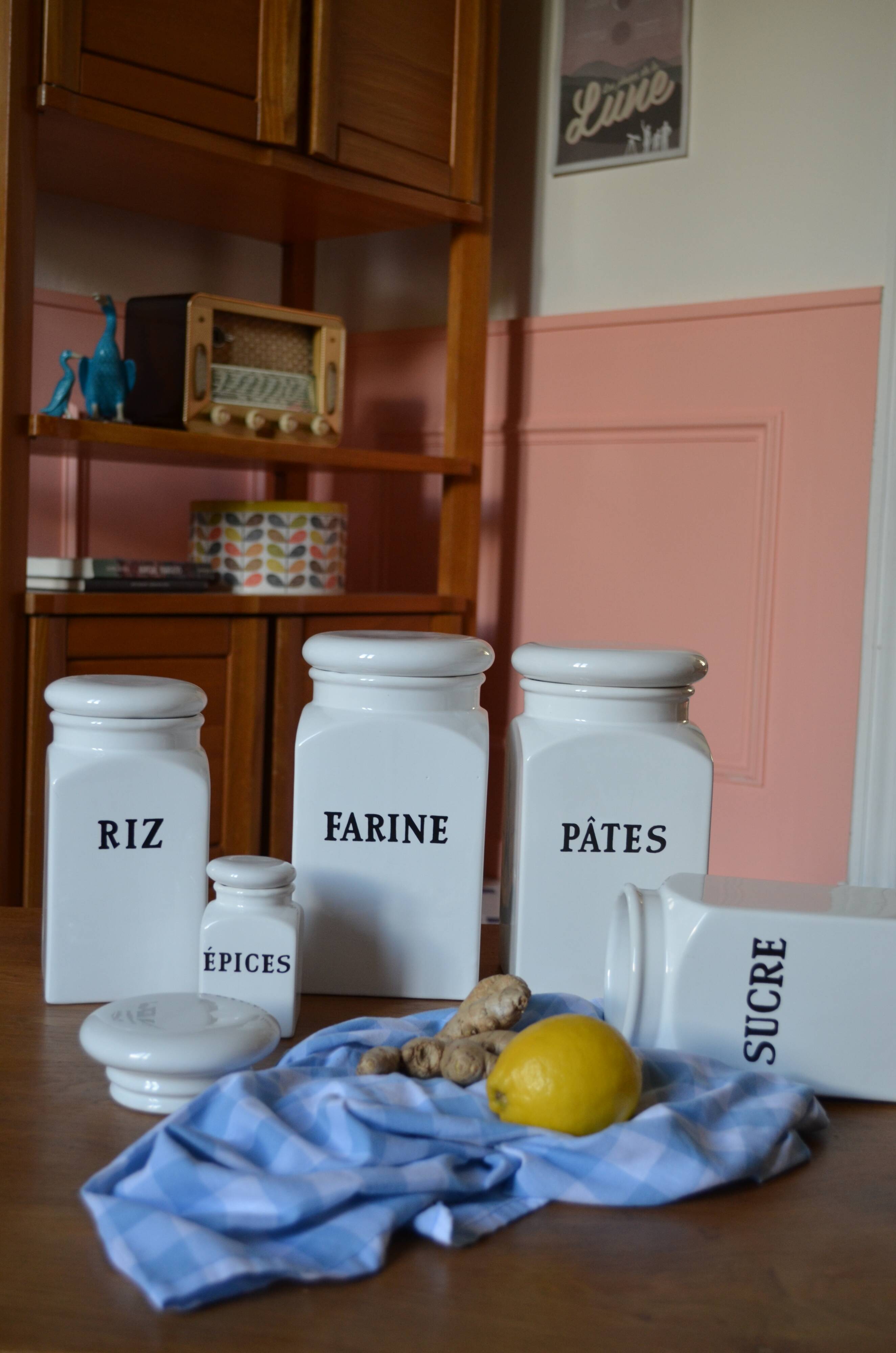 Set of kitchen jars