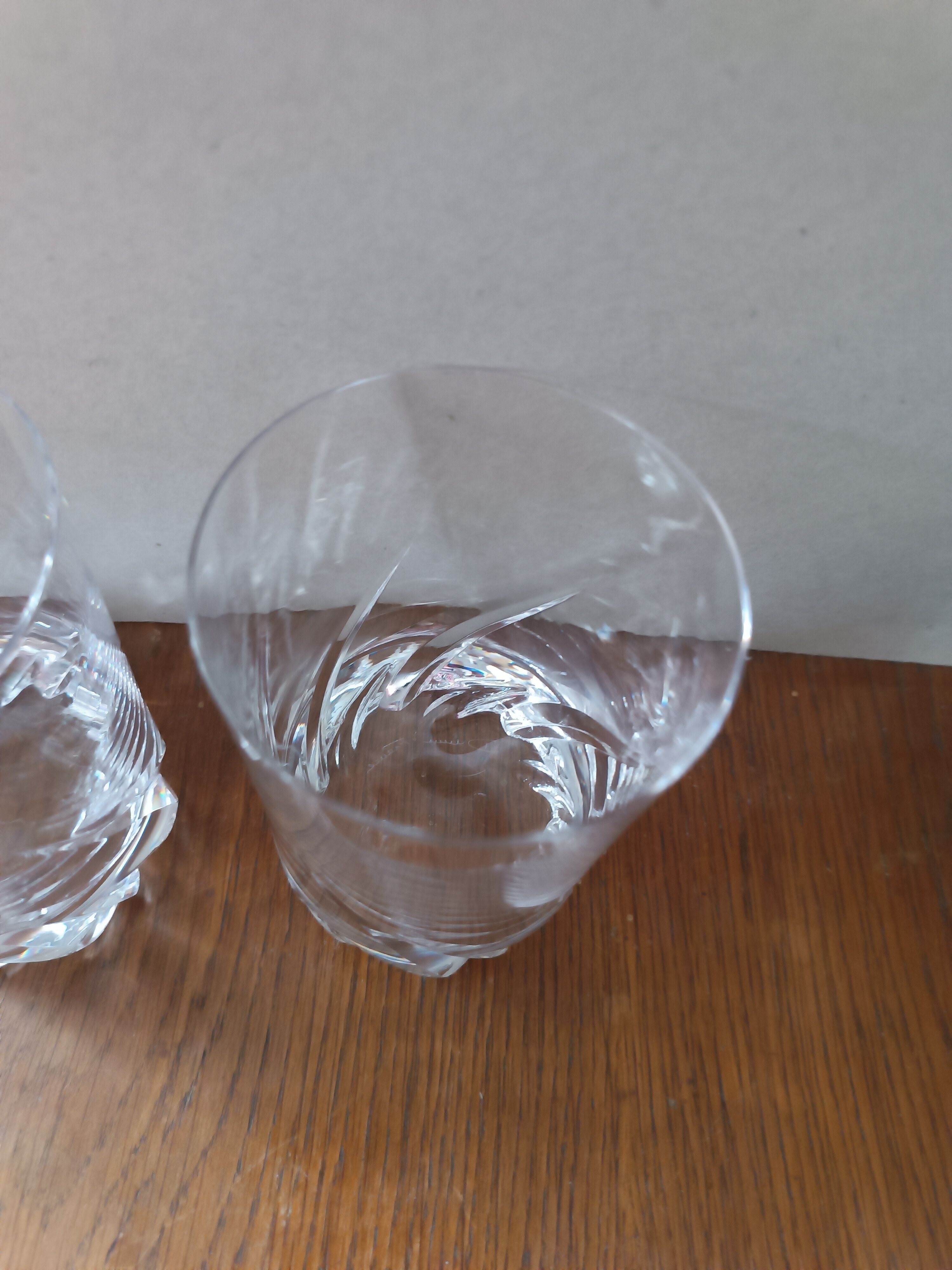 Pair of Bleneau whisky glasses signed Daum France