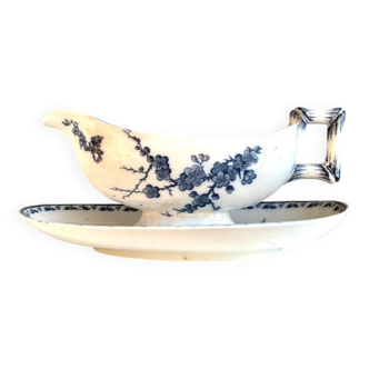 Ironware sauce boat, "Carmen" service