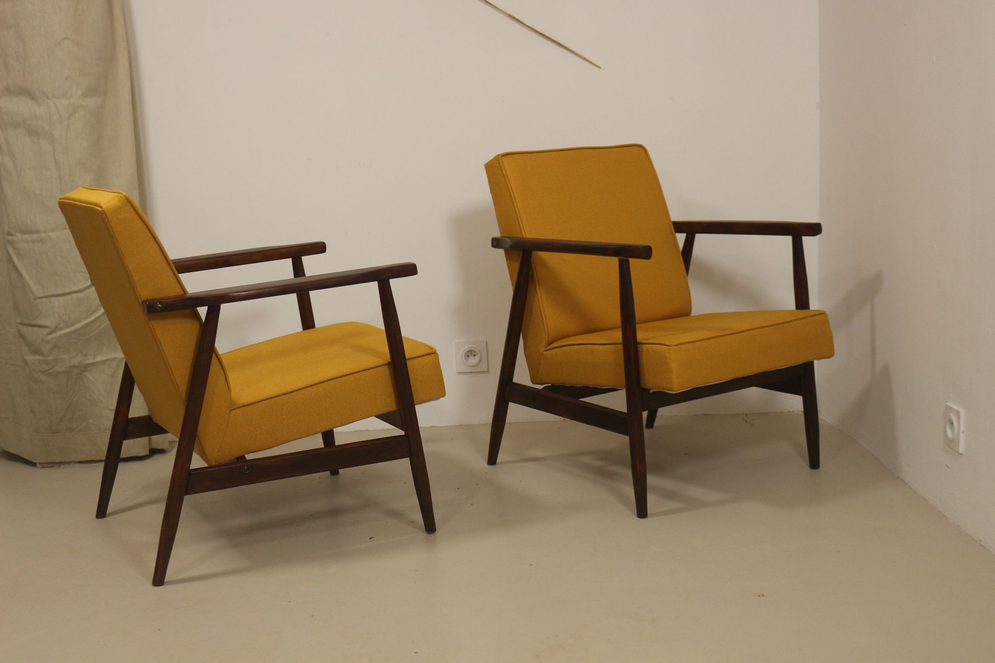 Pair of armchairs Henryk lily 300-190s 1970s yellow fabric