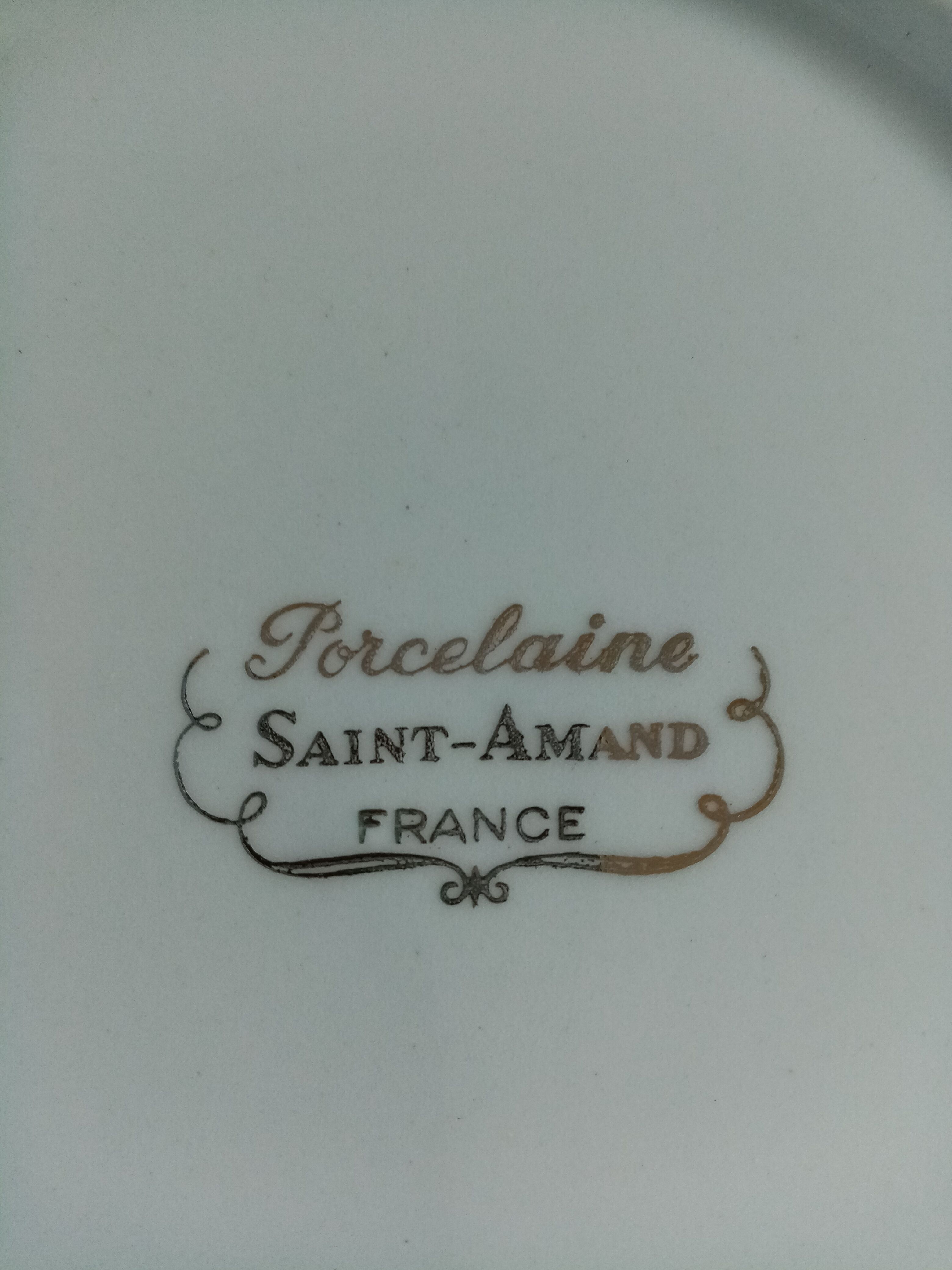 Porcelain plates Saint Amand