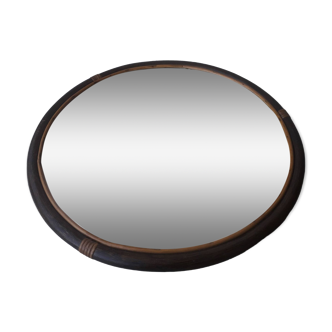 Round mirror