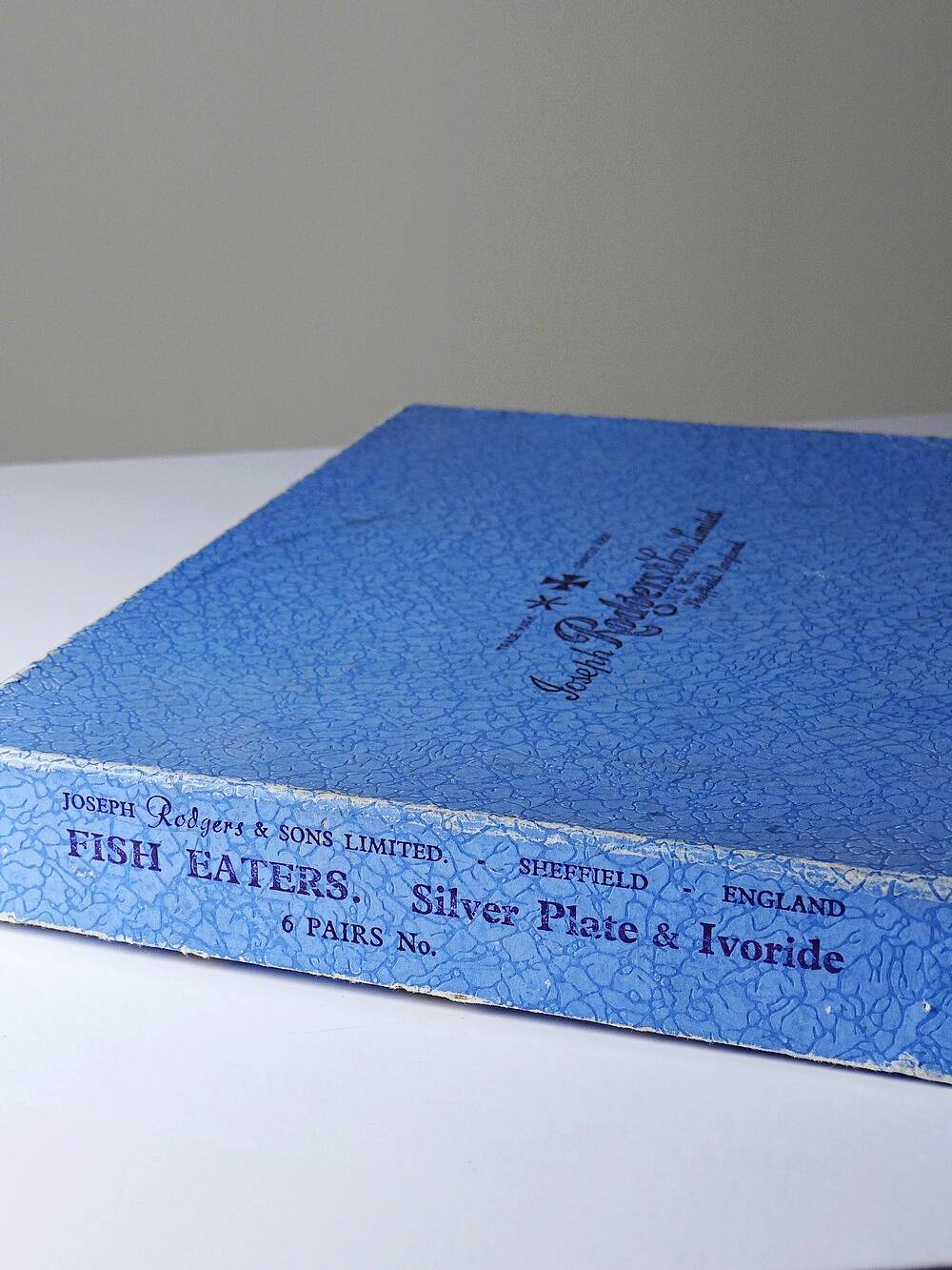 Rodgers Sheffield silver-plated fish service with ivorine vintage.