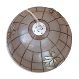 Mother-of-pearl suspension