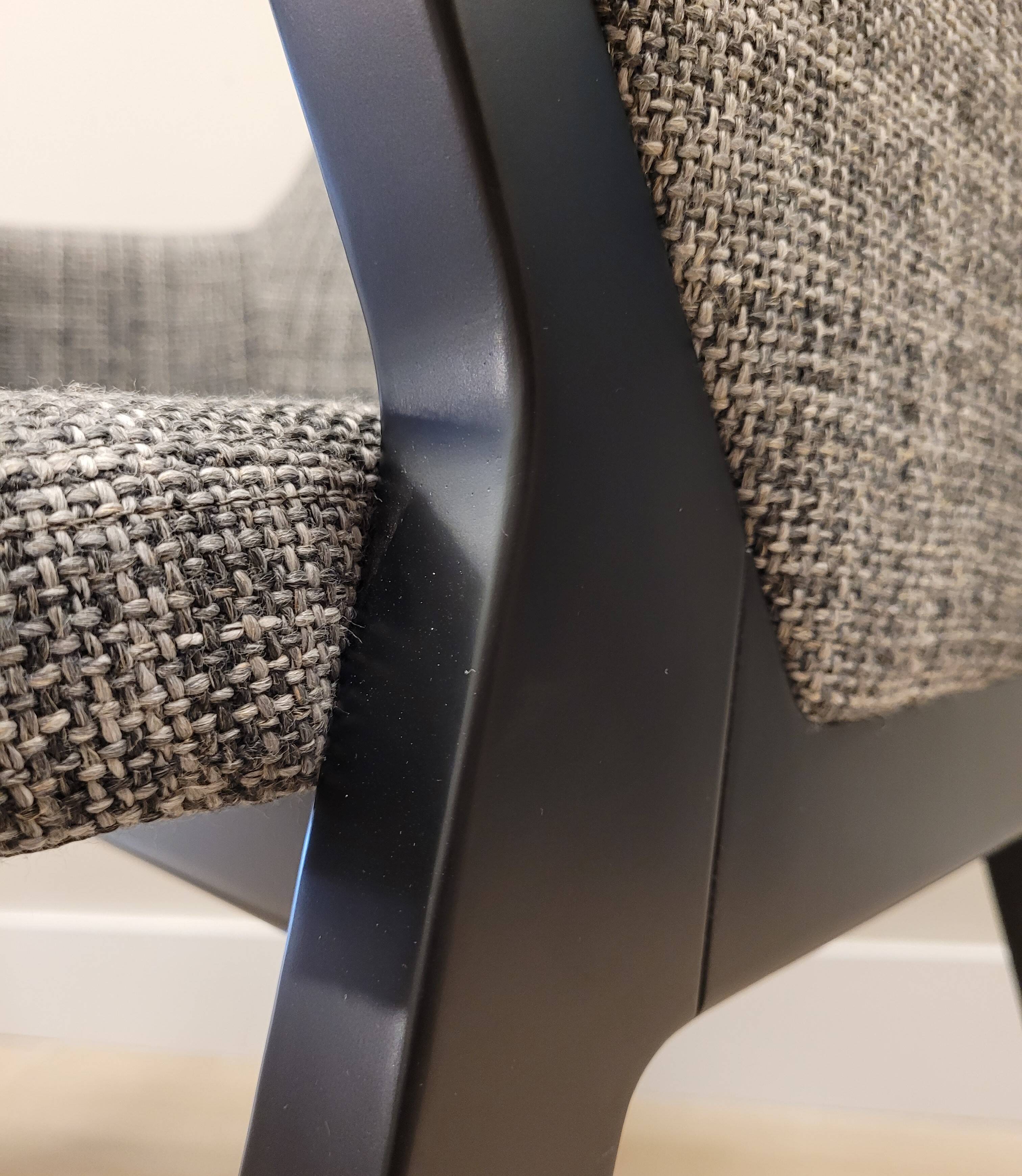 Silla “Kompass” designed by Roberto Tapinassi & Maurizio Manzoni, Roche Bobois,