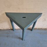 Triangular table with storage