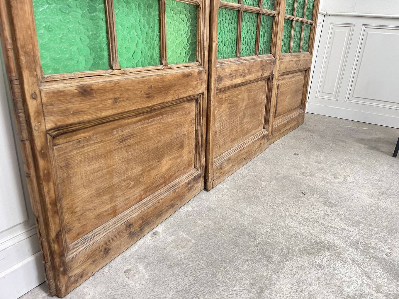 Art Deco Brasserie Screen in Wood and Glass