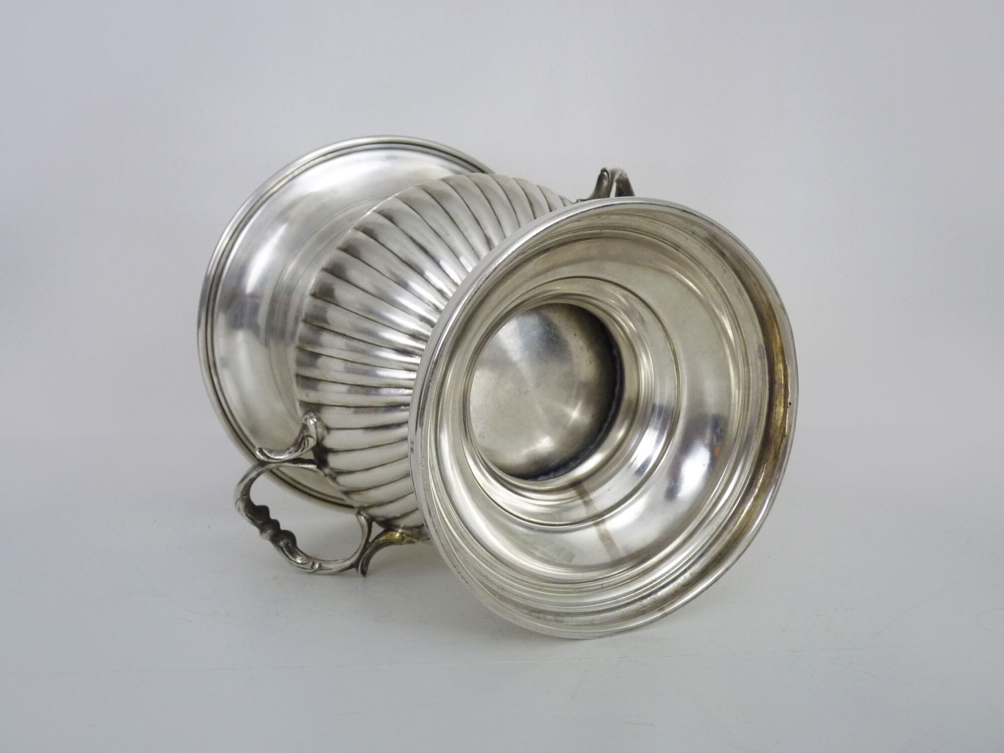 Champagne bucket shape Vintage Medici in silver metal. Year 60 70