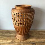 Cache jar in rattan or vase for dry bouquet