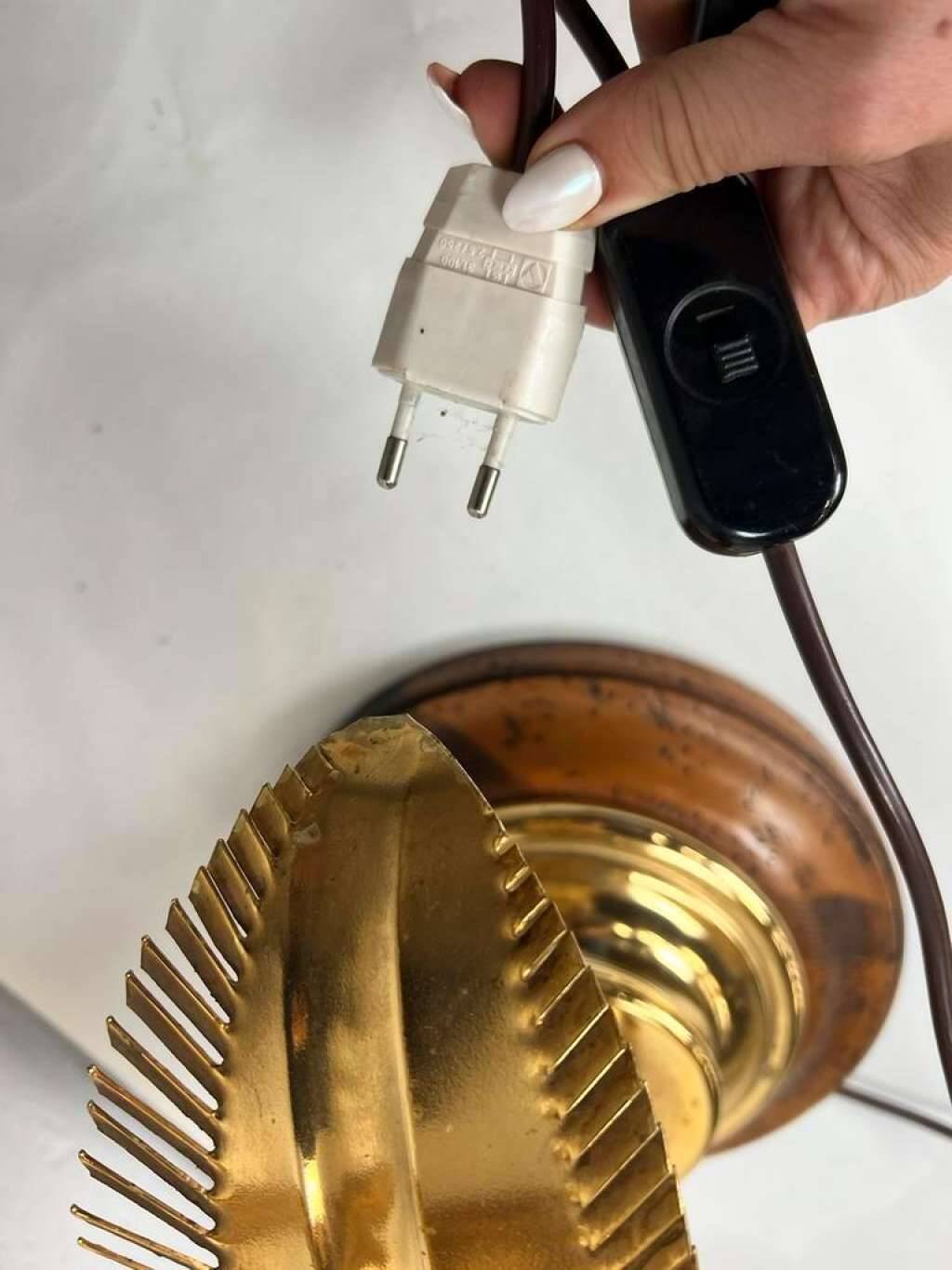 VINTAGE HIGH TABLE LAMP WITH “GOLDEN” PALM TREES, HANS KÖGL STYLE