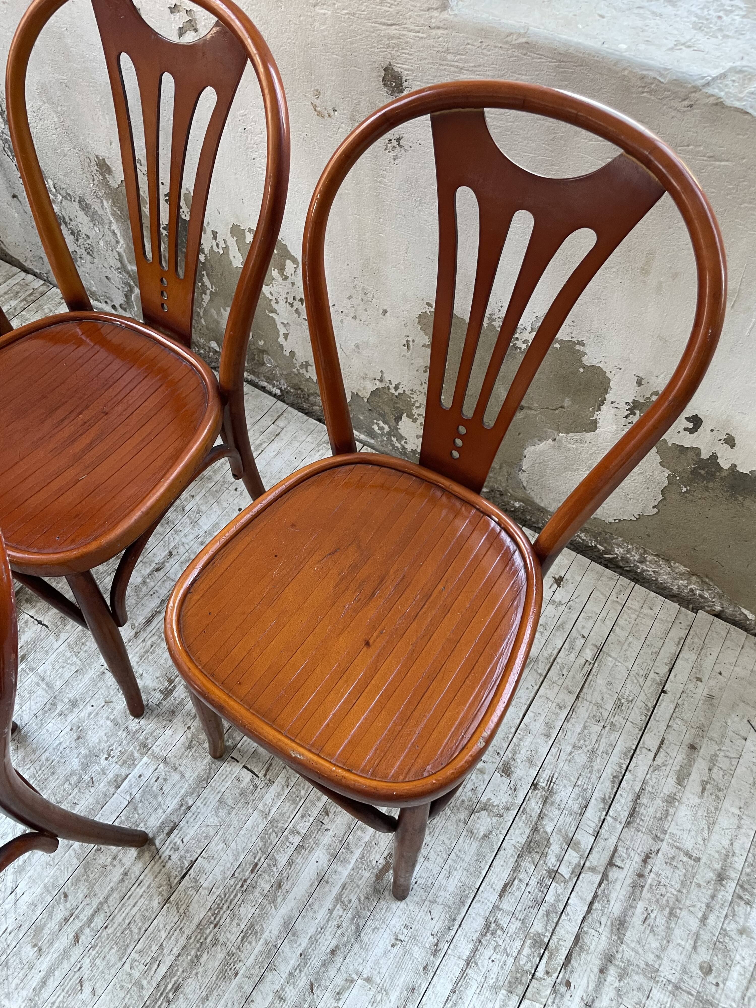 6 bistro chairs
