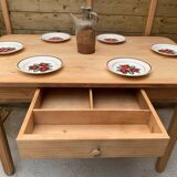 Farm table