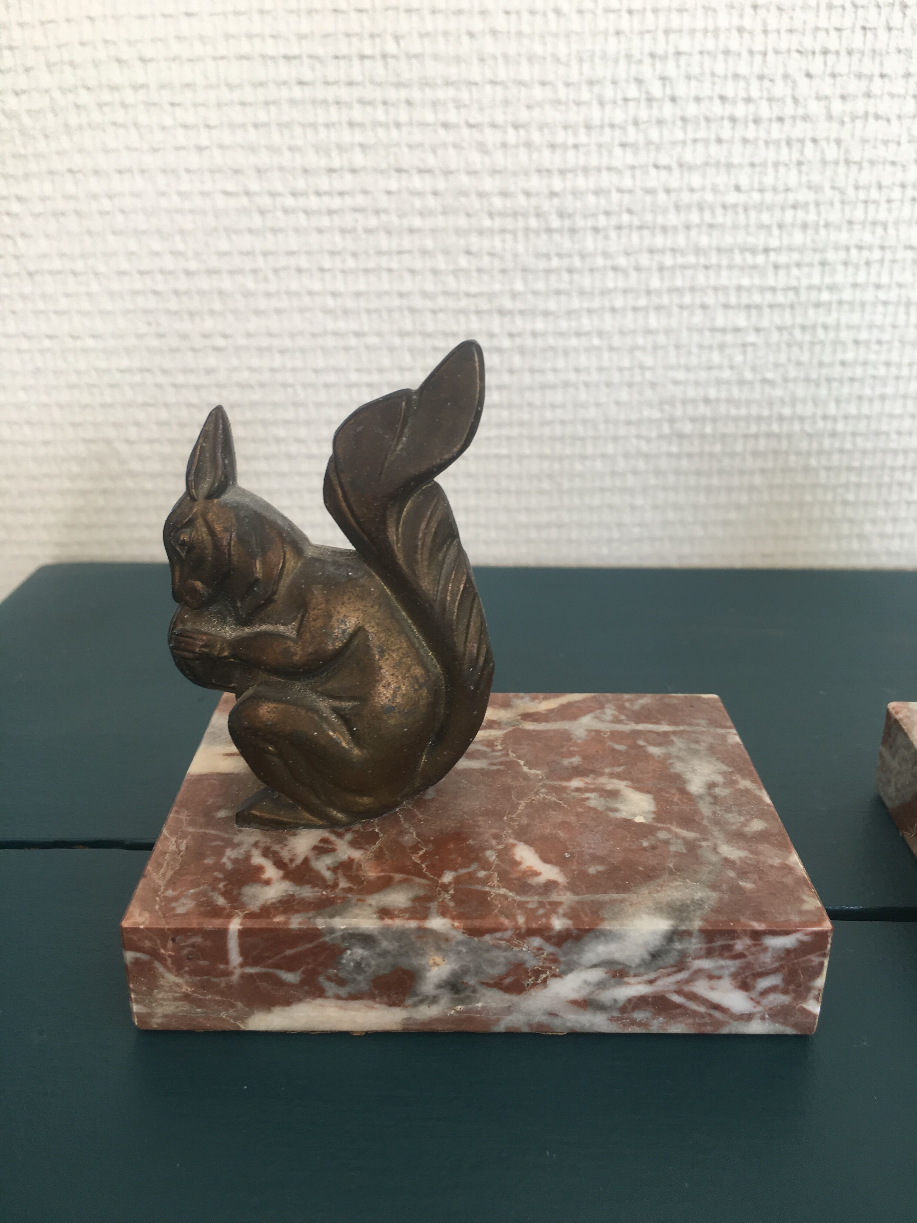 Pair of bookends squirrel