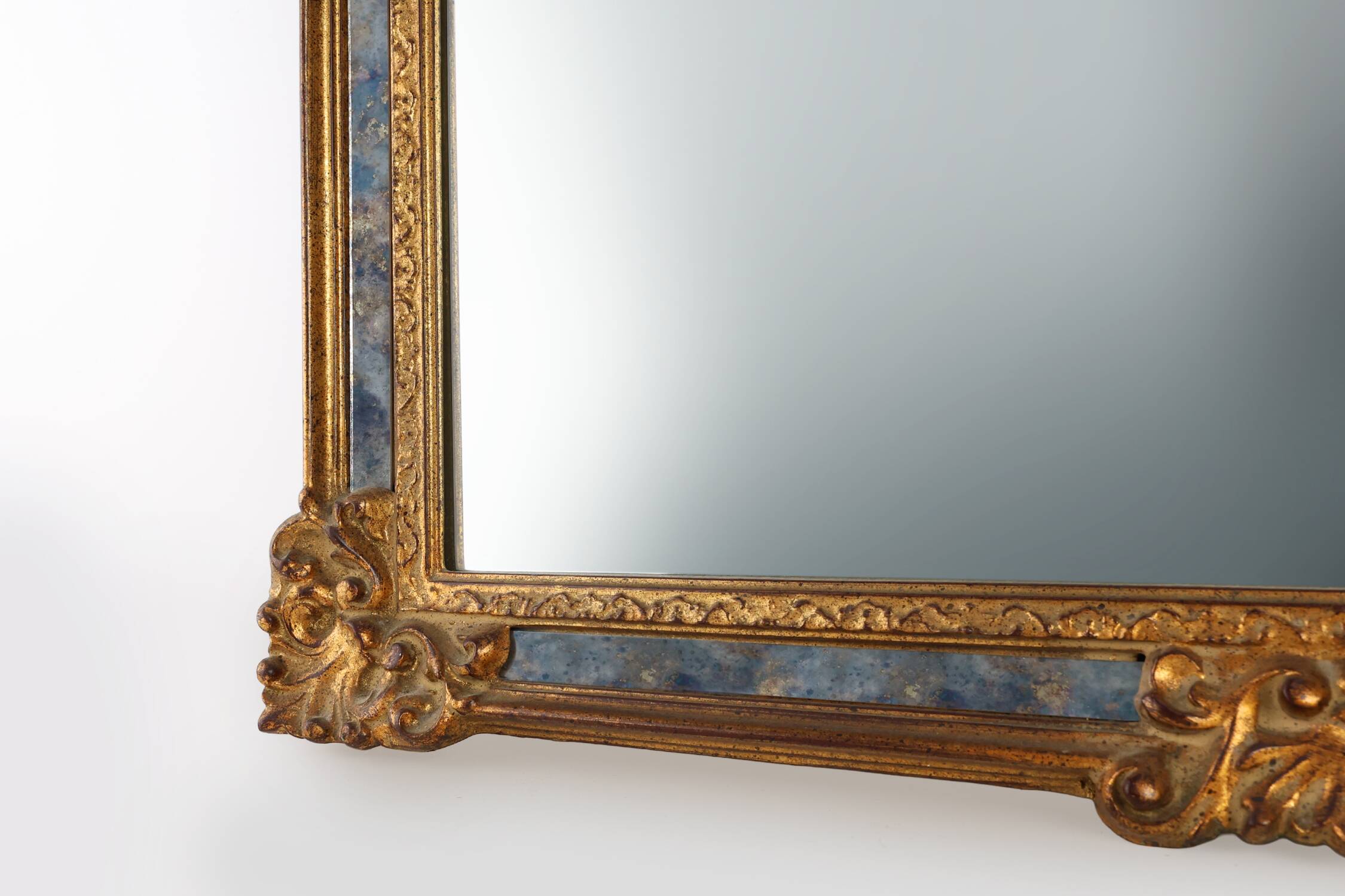 20th Century Baroque Revival Mirror Deknudt in Gilded Resin, Belgium
