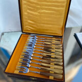 Dessert fork box