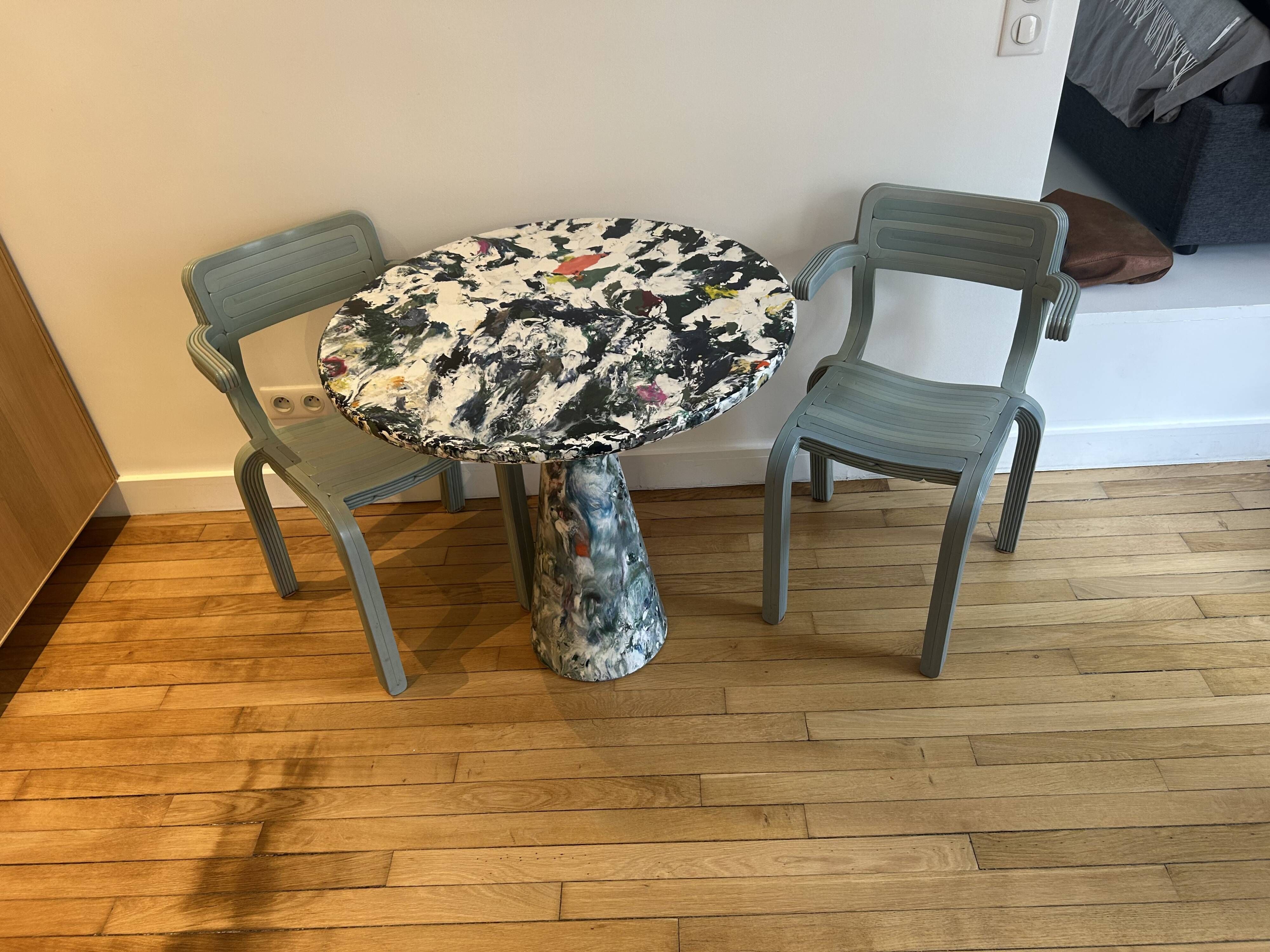 Table Meltingpot et 2 chaises RvR Dirk van der Kooij