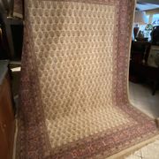 Tapis d'Orient en laine entièrement réalisé à la main