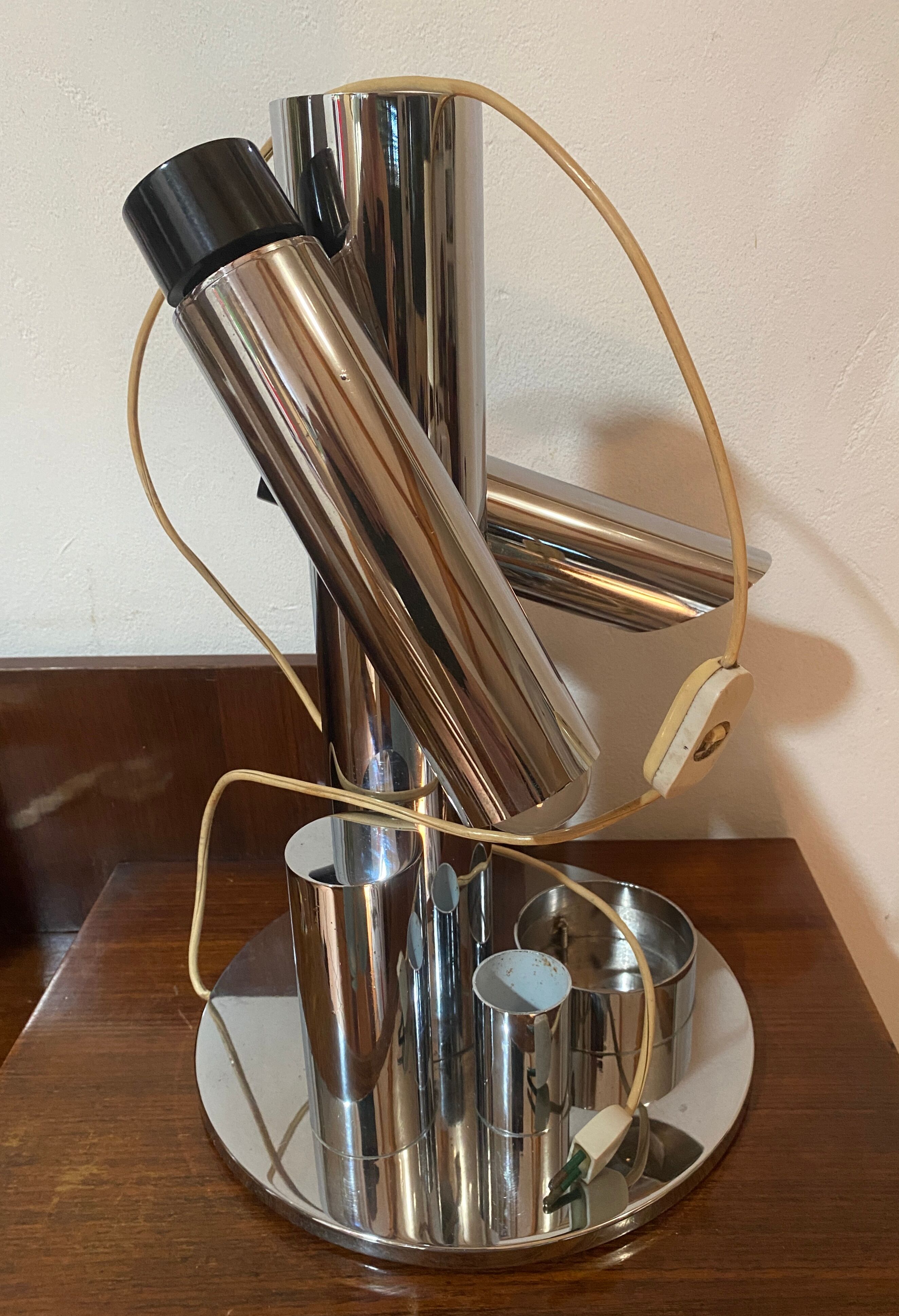 lamp fase model babylonia circa 70