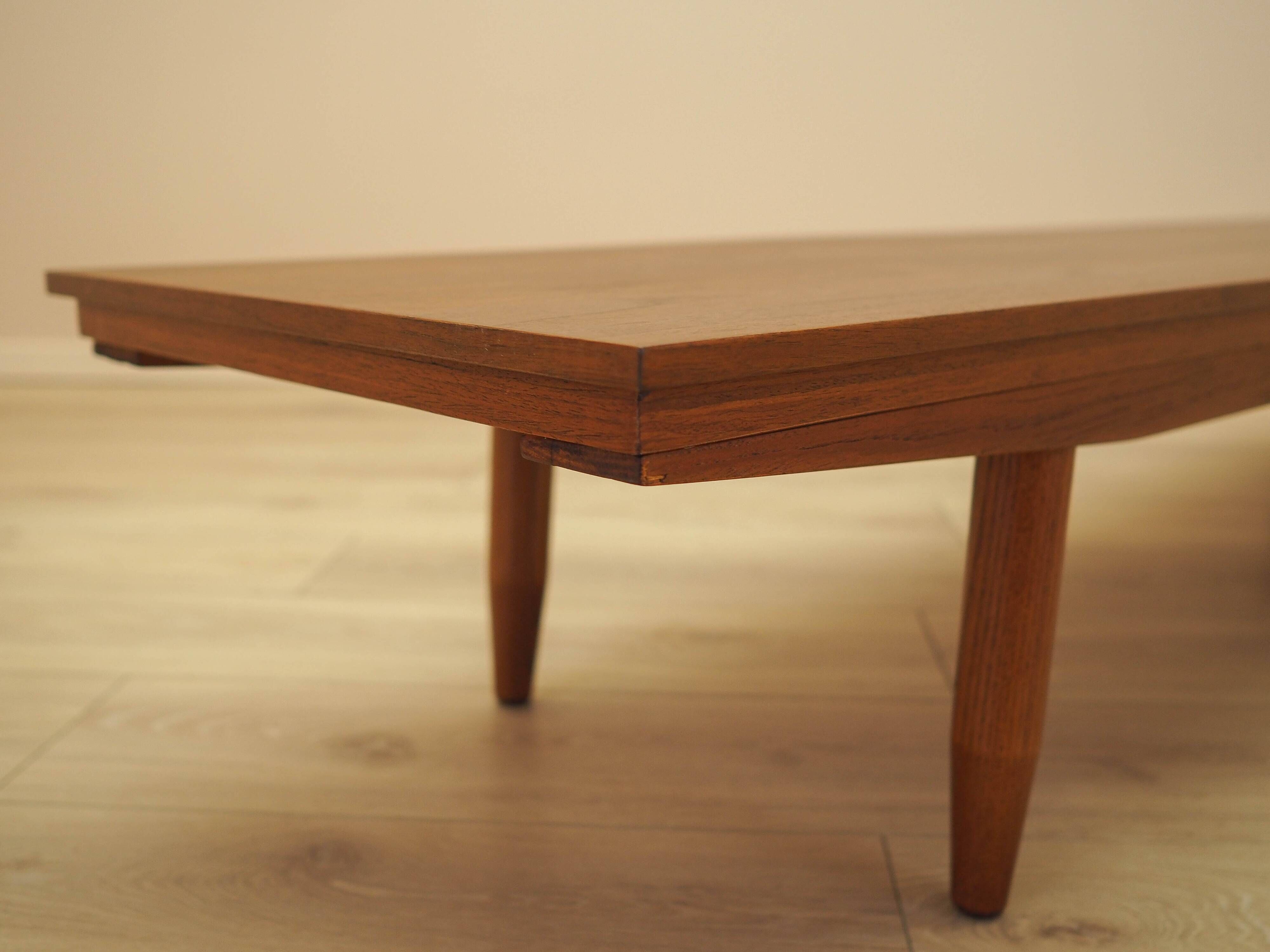 Lowboard, design danois, années 1970, fabriqué au Danemark