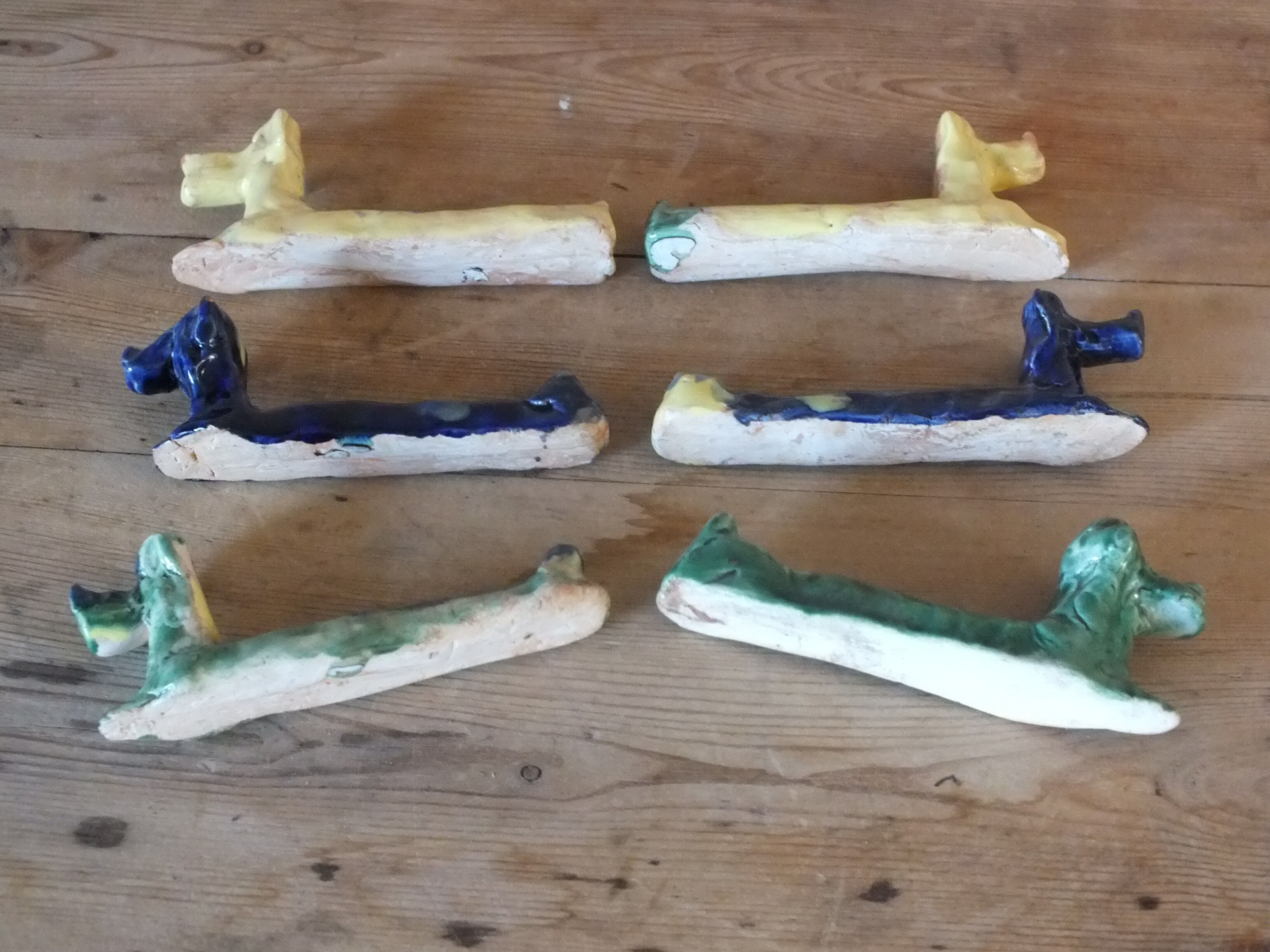 6 knife-wielding colorful ceramic dogs 60s