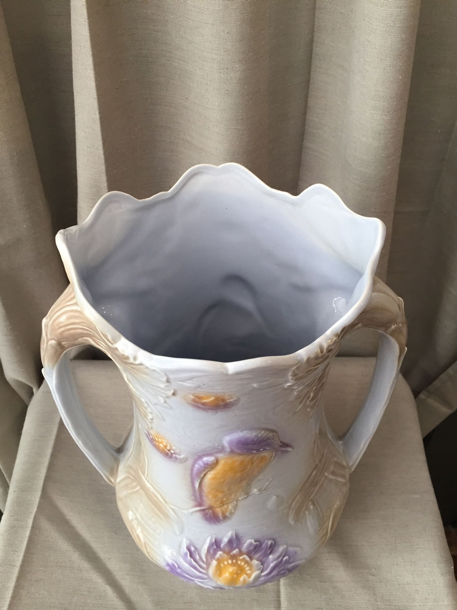 Slurry vase of salins les bains modele 7510 with a decor of kingfisher