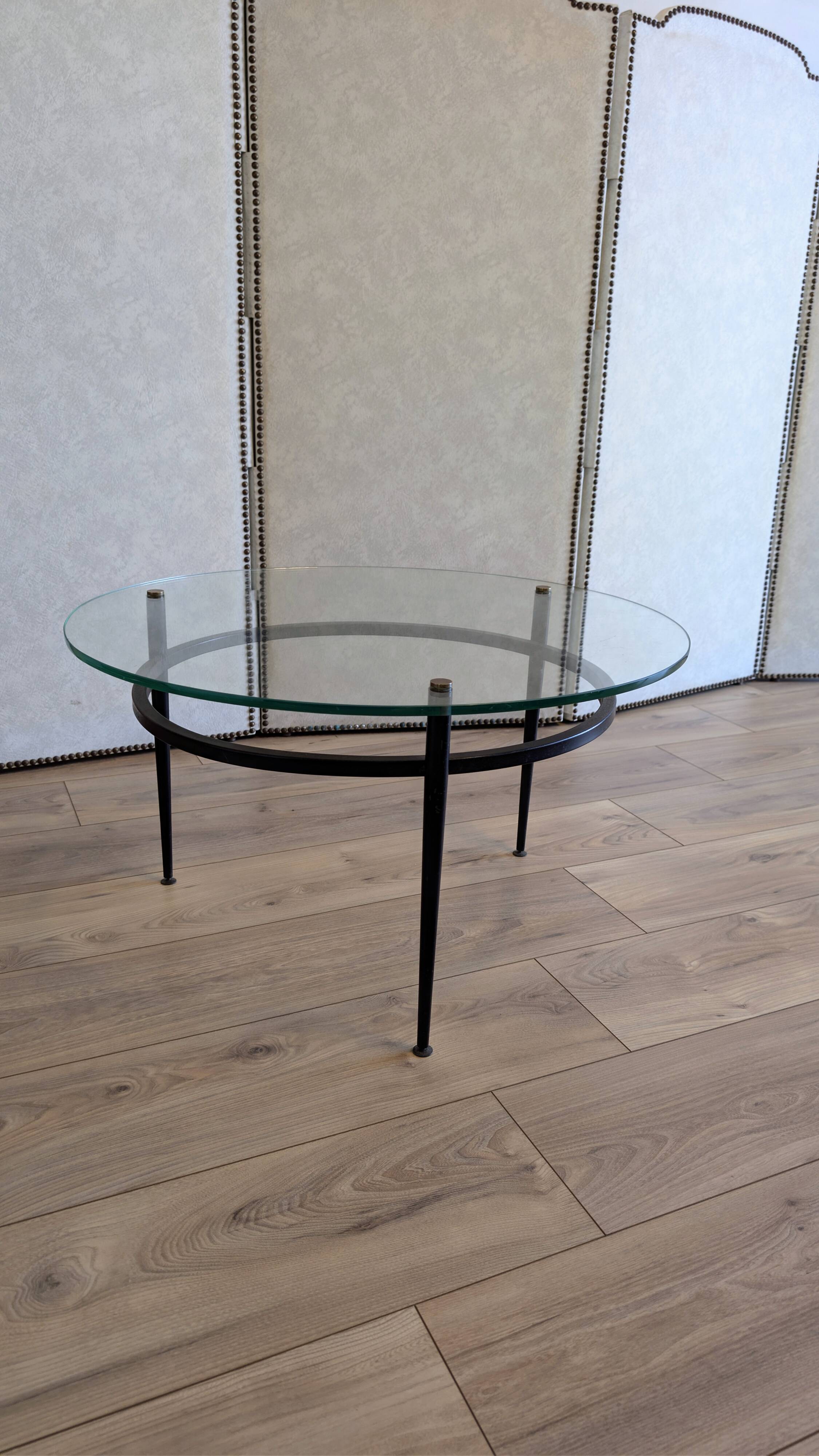 Coffee table attributed to Roger Le Bihan, modernist design in glass and metal.