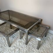 Table basse acier brossé design années 70 et gigognes