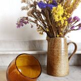 Bol ou verre penché ambré signé Biot