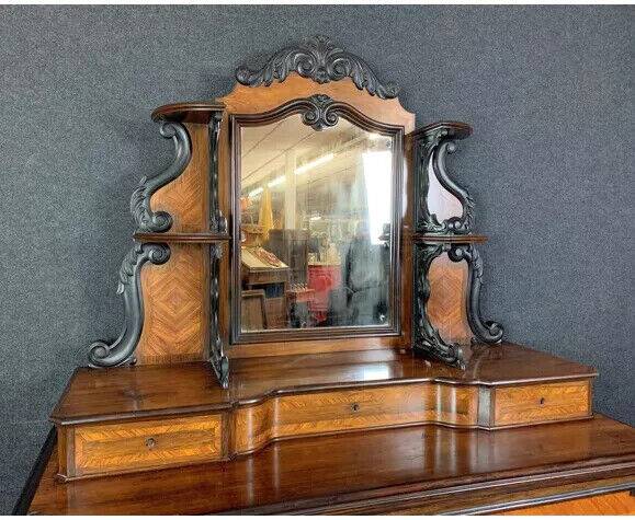 Exceptional Napoleon III period chest of drawers in rosewood marquetry